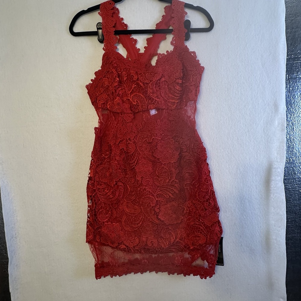 Venus Red Lace Crisscross Halter Camisole Top Women Size 6